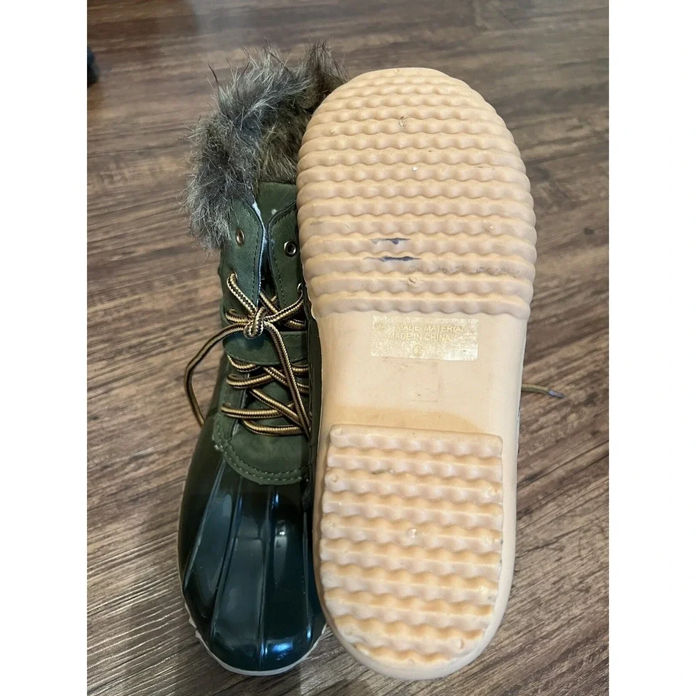 Nature Breeze Women's Winter Duck Boots Size 8.5 Buckle/Lace Up Rubber Foot